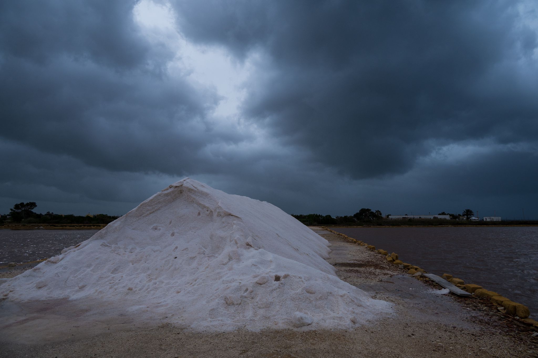 Italien Sizilien Marsala Salzfelder
