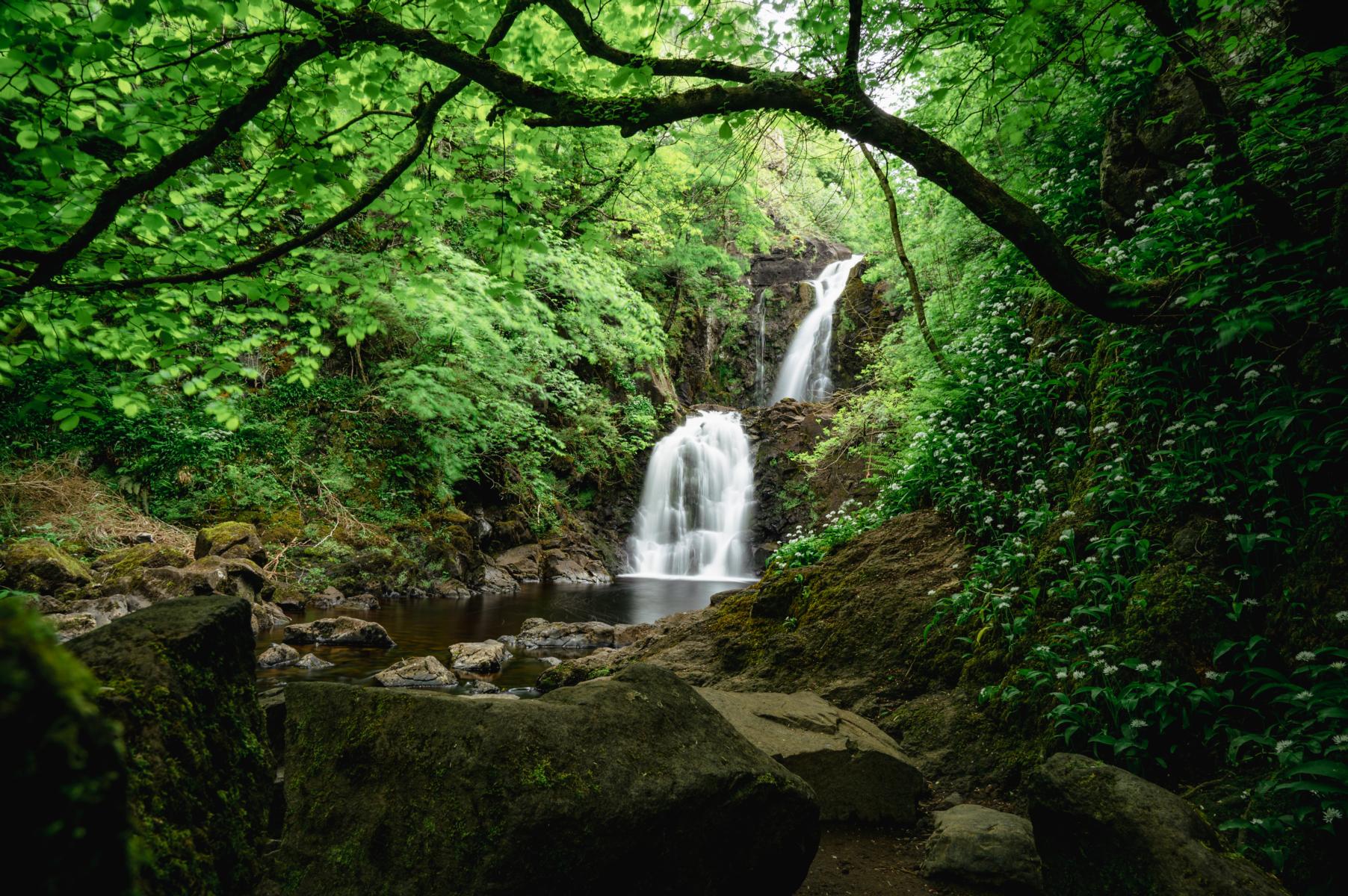 Schottland Isle of Sky Waterfall1