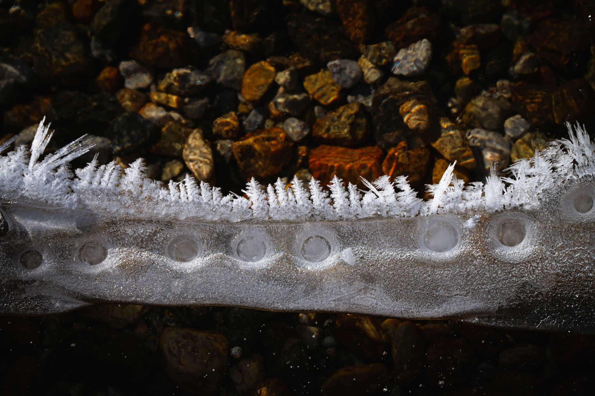 Österreich Leopoldsteinersee Winter Eisformation